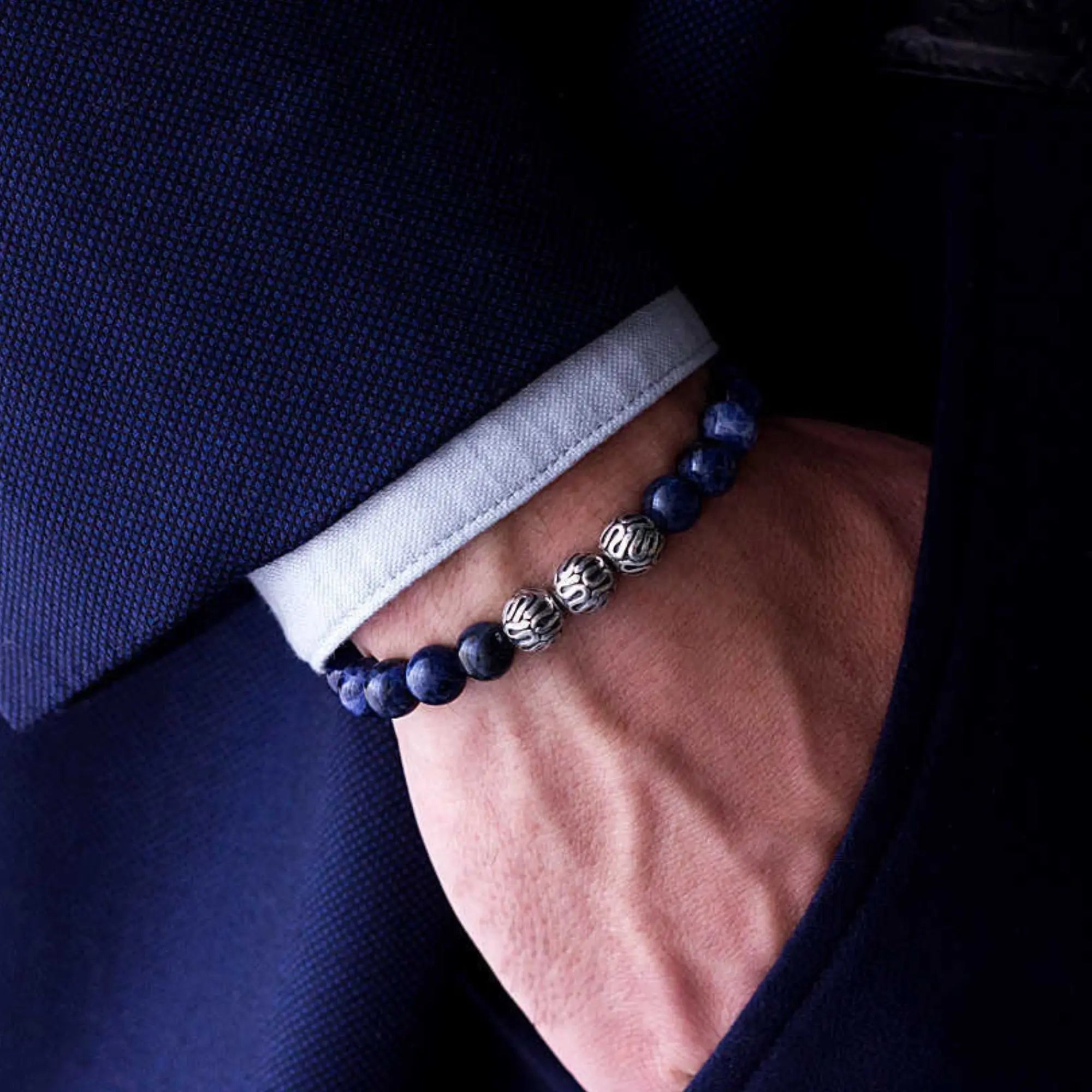 SODALITE BRACELET V (8MM)